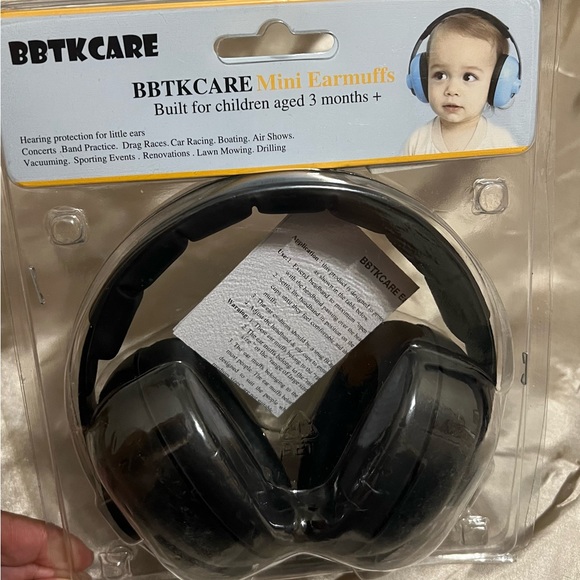 BBTKCare Mini Earmuffs!!!😍😍 - Picture 3 of 4